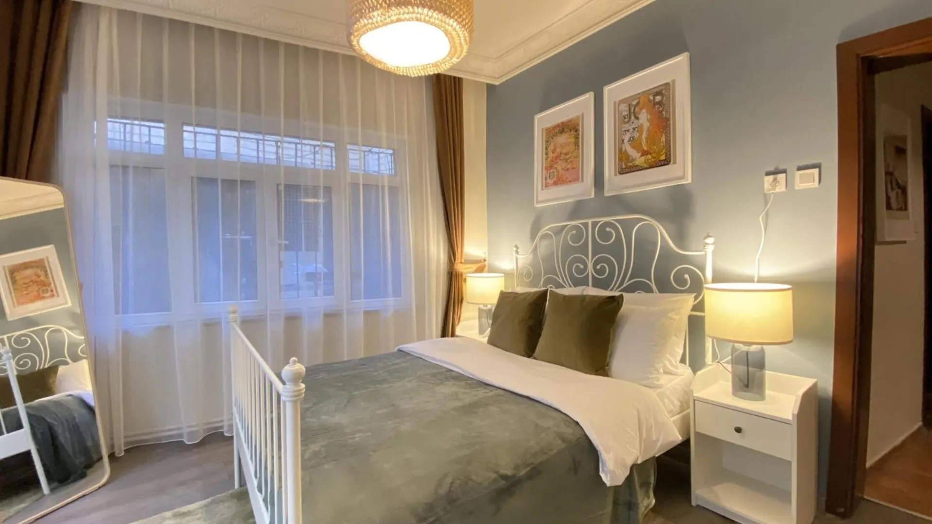 Flat Steps From Taksim Square Apartment Istanbul 0*,  Turkey